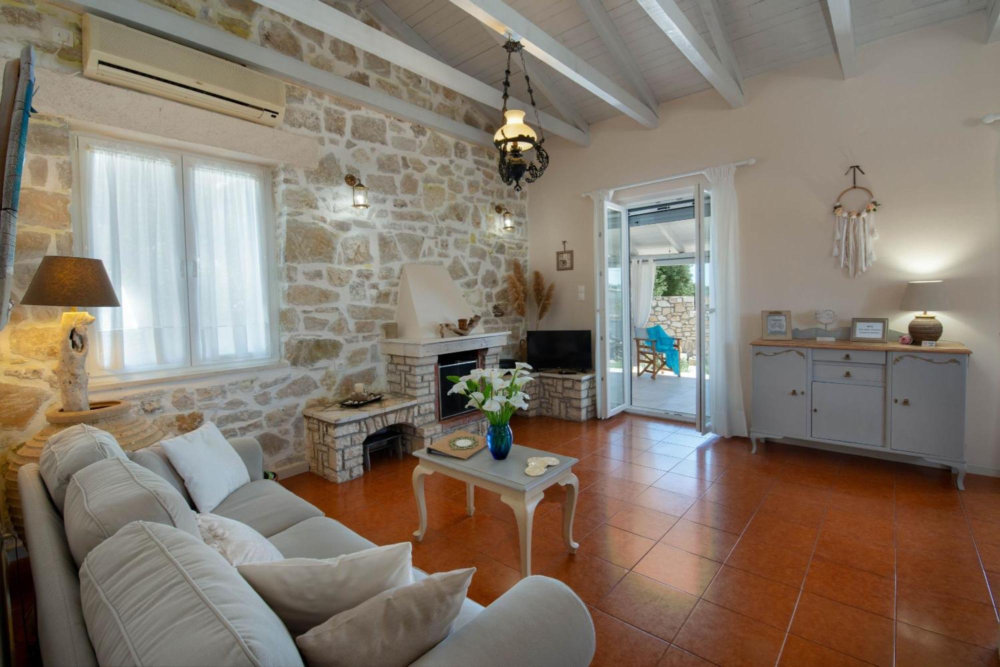 Villa Labovitsa Vlachopoulátika Buitenkant foto
